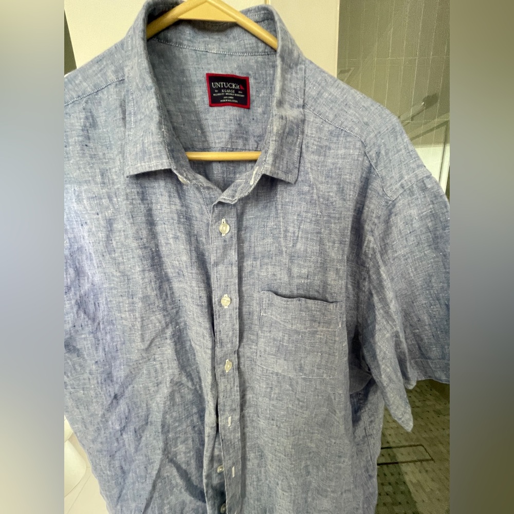 UNTUCKit Men's Casual Light Blue Button Down Shirt